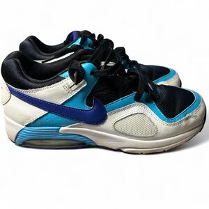 Retro Nike Air Max | White Teal Blue | Women’s Size 8 |